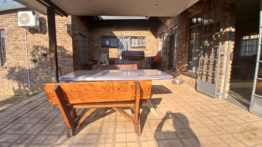 3 Bedroom Property for Sale in West Acres Mpumalanga
