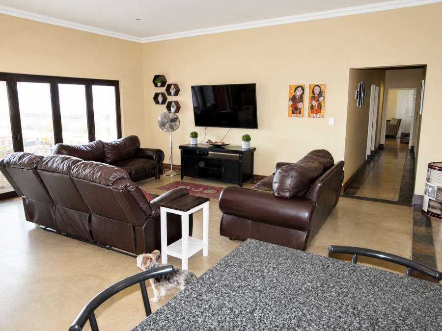 4 Bedroom Property for Sale in Sonheuwel Ext 1 Mpumalanga