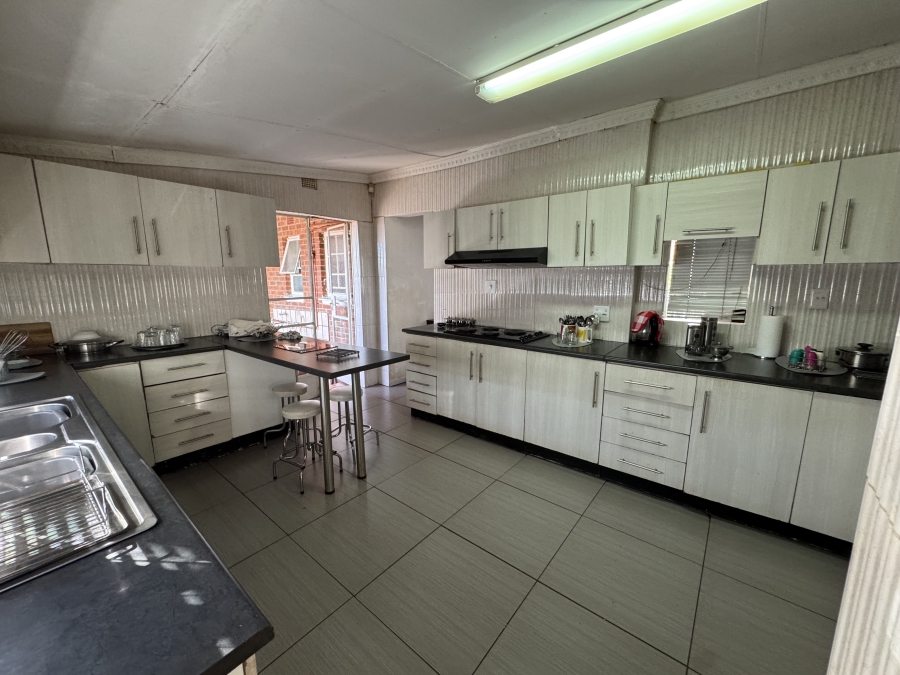 5 Bedroom Property for Sale in Barberton Mpumalanga