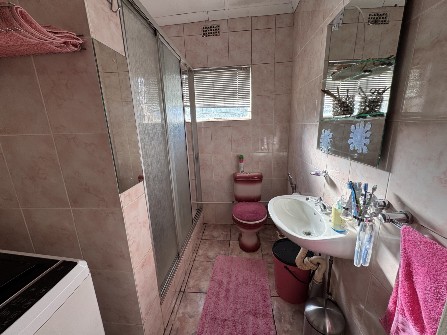 5 Bedroom Property for Sale in Barberton Mpumalanga