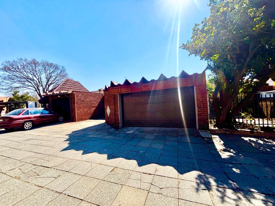 2 Bedroom Property for Sale in Trichardt Mpumalanga