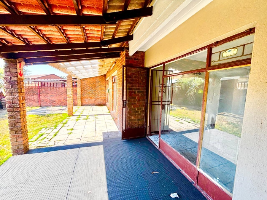 2 Bedroom Property for Sale in Trichardt Mpumalanga