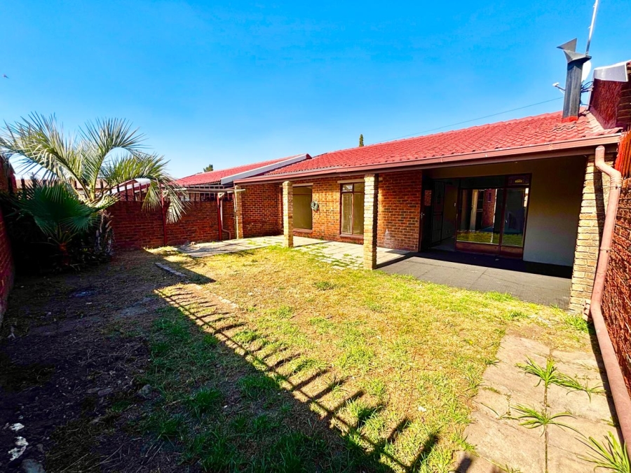 2 Bedroom Property for Sale in Trichardt Mpumalanga