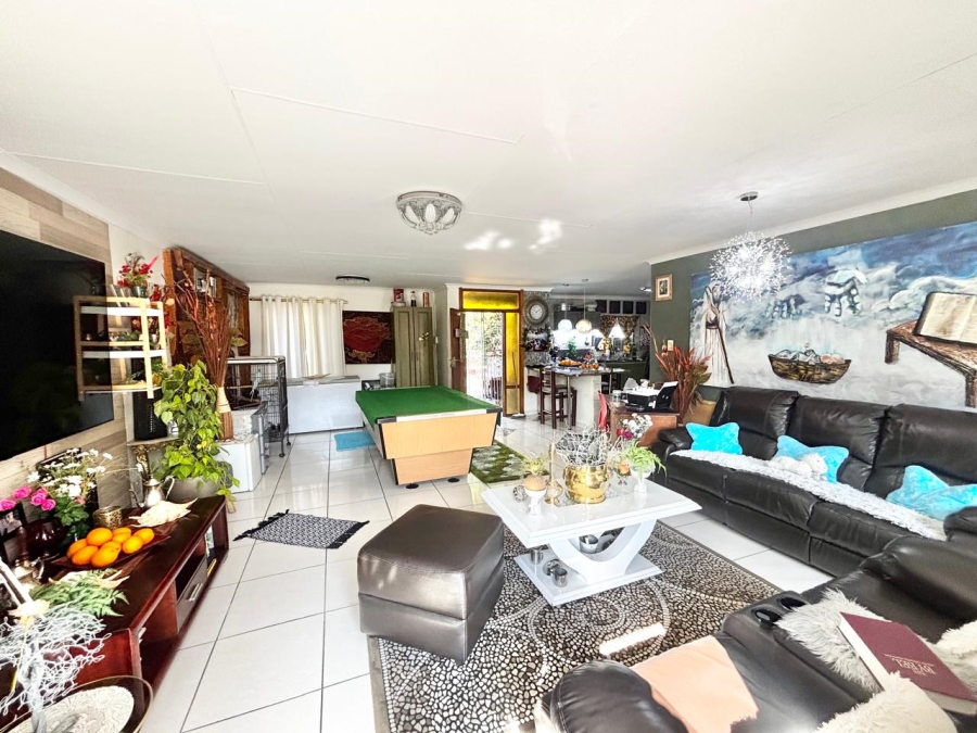 3 Bedroom Property for Sale in Secunda Mpumalanga