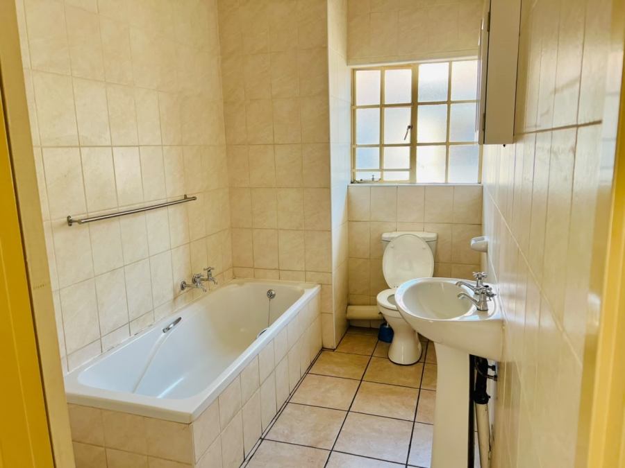 To Let 2 Bedroom Property for Rent in Del Judor Mpumalanga