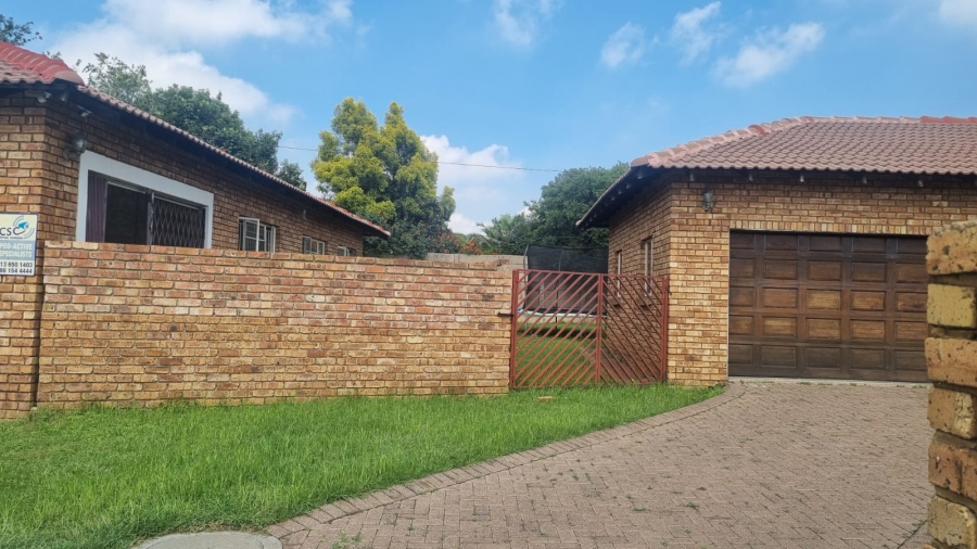 To Let 3 Bedroom Property for Rent in Reyno Ridge Mpumalanga