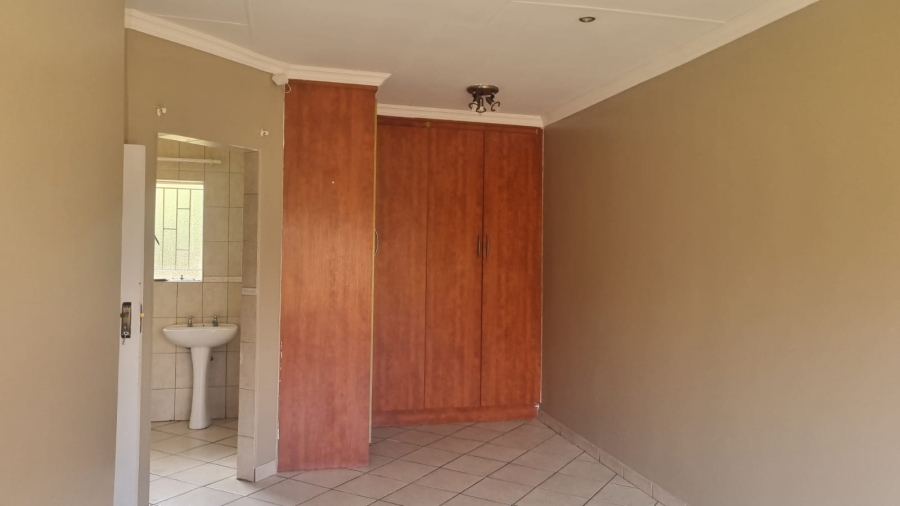 To Let 3 Bedroom Property for Rent in Reyno Ridge Mpumalanga