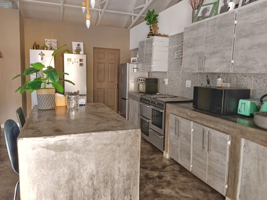 3 Bedroom Property for Sale in Marloth Park Mpumalanga