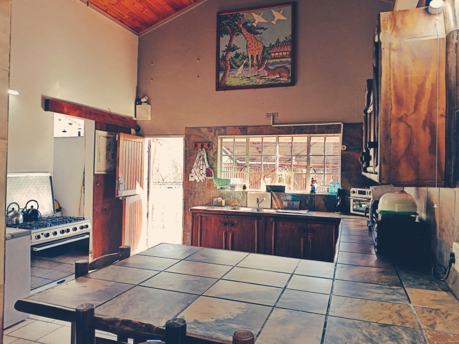 5 Bedroom Property for Sale in Marloth Park Mpumalanga
