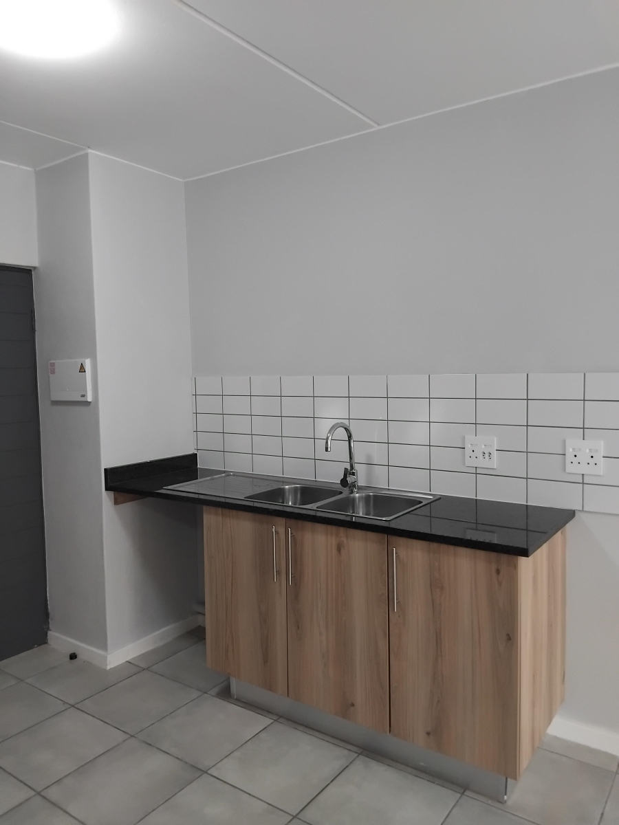 To Let 2 Bedroom Property for Rent in Nelspruit Ext 13 Mpumalanga