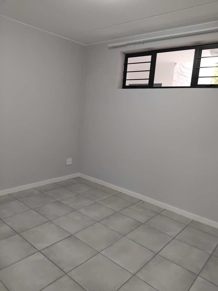 To Let 2 Bedroom Property for Rent in Nelspruit Ext 13 Mpumalanga