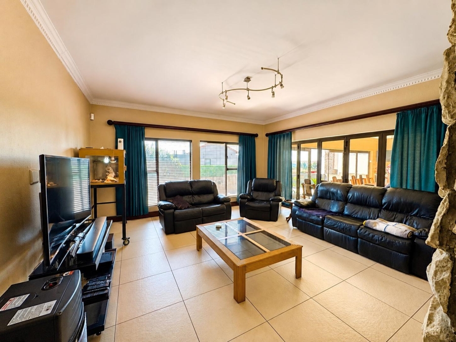 4 Bedroom Property for Sale in Bankenveld Mpumalanga