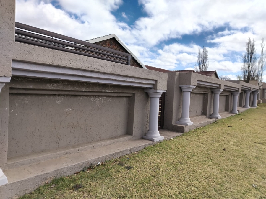 4 Bedroom Property for Sale in Tasbet Park Mpumalanga