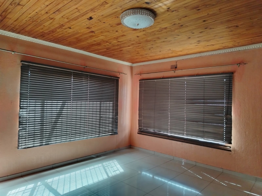 4 Bedroom Property for Sale in Tasbet Park Mpumalanga