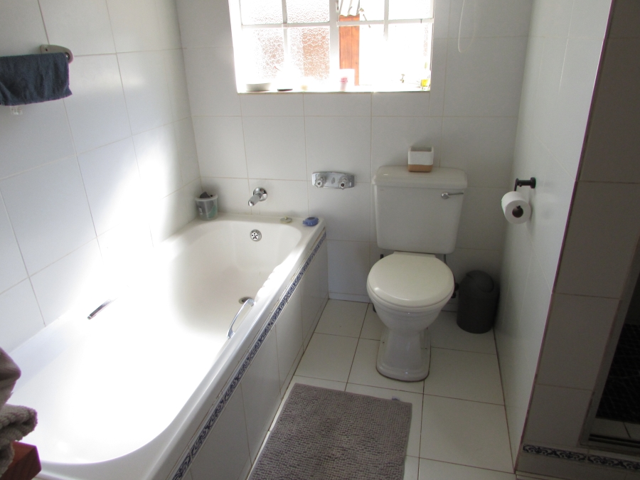 Commercial Property for Sale in White River Estates Mpumalanga