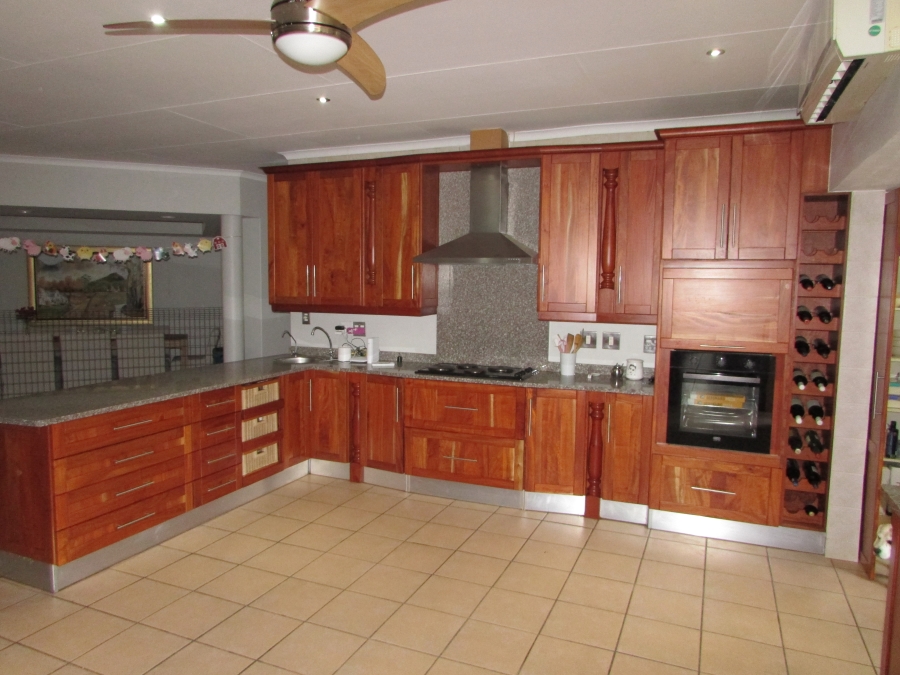 Commercial Property for Sale in White River Estates Mpumalanga