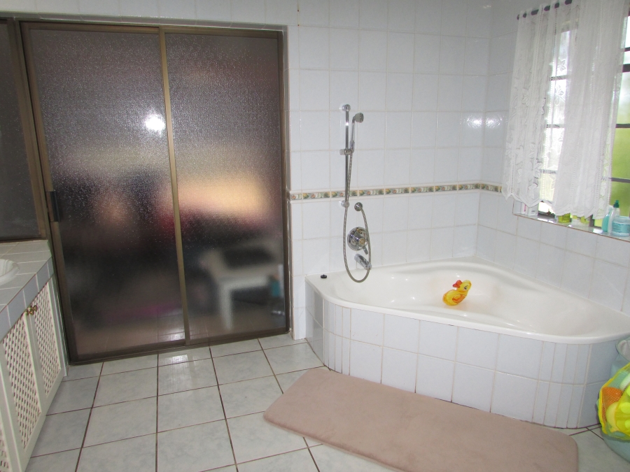 Commercial Property for Sale in White River Estates Mpumalanga