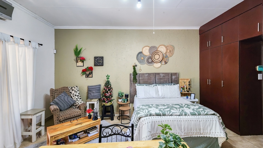 4 Bedroom Property for Sale in Marloth Park Mpumalanga