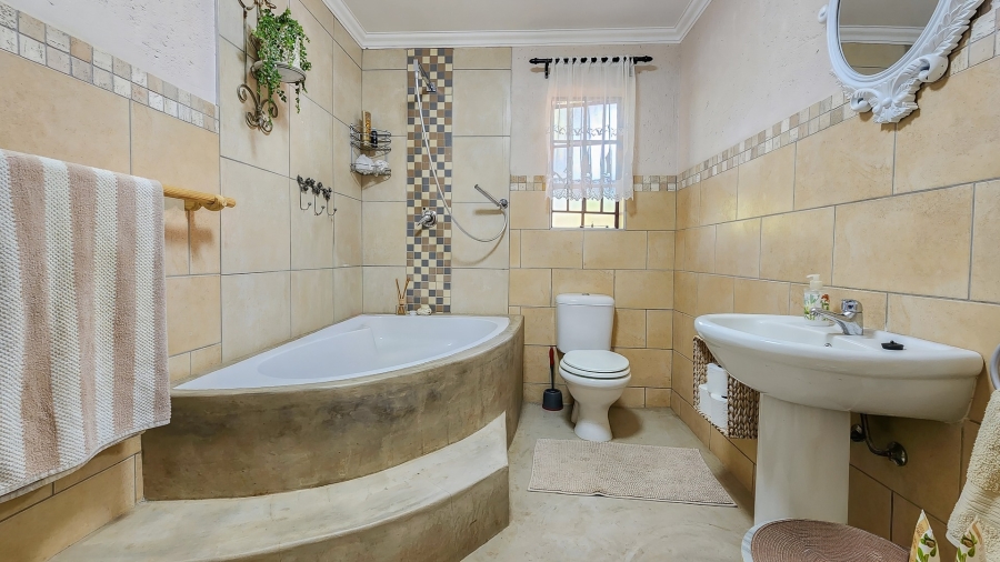 4 Bedroom Property for Sale in Marloth Park Mpumalanga
