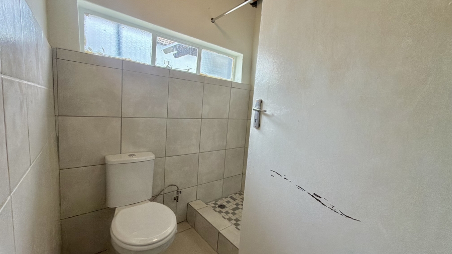1 Bedroom Property for Sale in Kanyamazane Mpumalanga