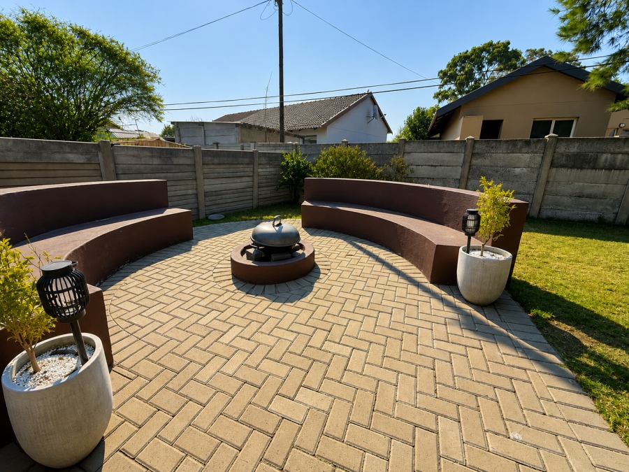 3 Bedroom Property for Sale in Noordrand Mpumalanga
