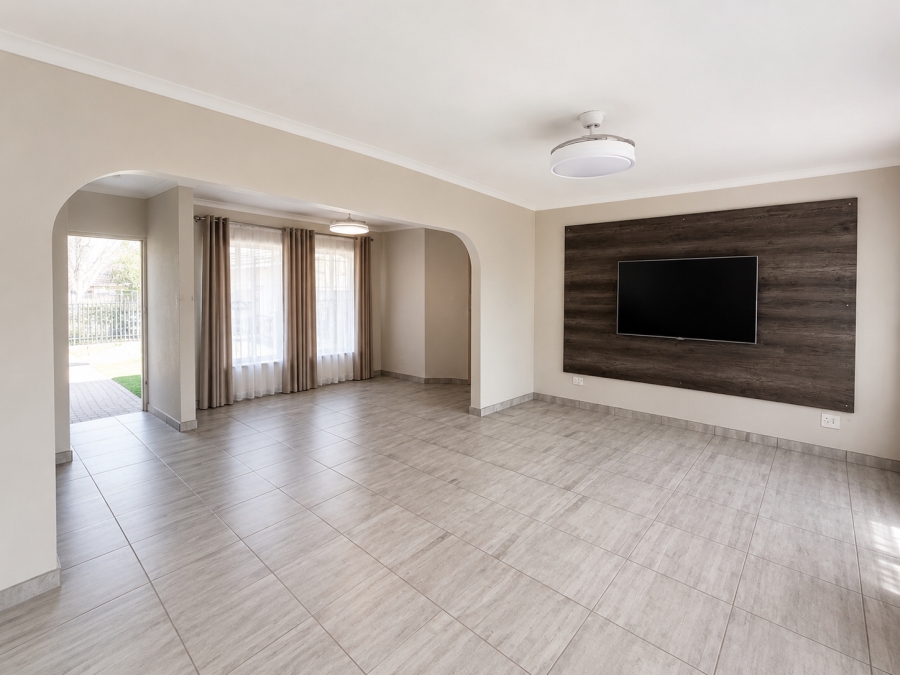 3 Bedroom Property for Sale in Noordrand Mpumalanga