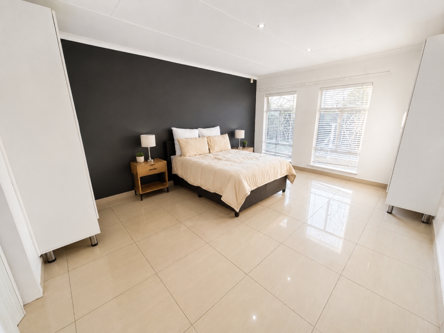 To Let 4 Bedroom Property for Rent in Cosmosrand Mpumalanga