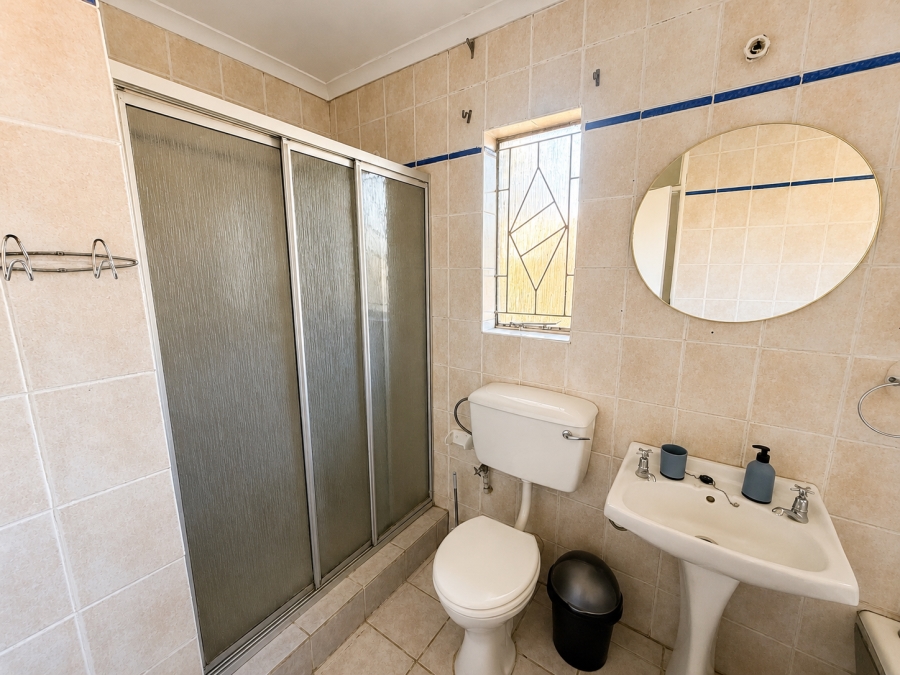 To Let 4 Bedroom Property for Rent in Cosmosrand Mpumalanga