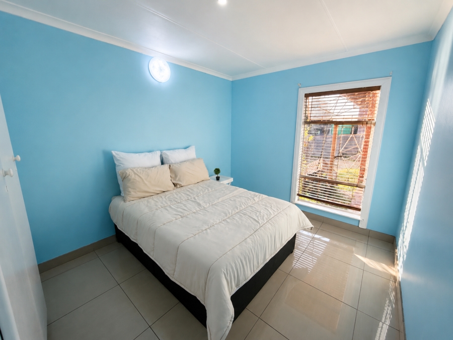 To Let 4 Bedroom Property for Rent in Cosmosrand Mpumalanga
