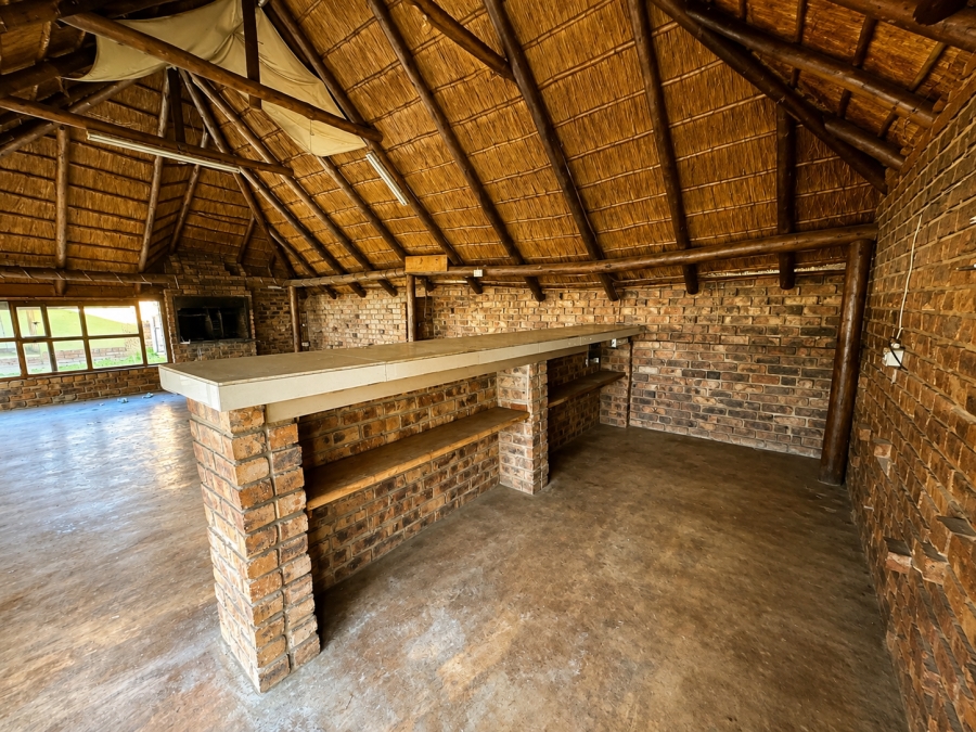 To Let 4 Bedroom Property for Rent in Cosmosrand Mpumalanga