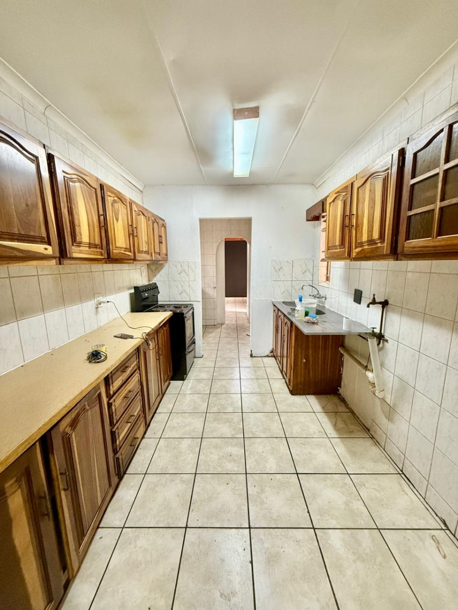 To Let 3 Bedroom Property for Rent in Cosmosrand Mpumalanga