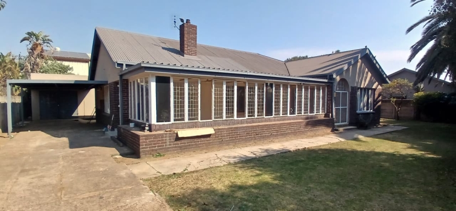 To Let 3 Bedroom Property for Rent in Witbank Ext 8 Mpumalanga