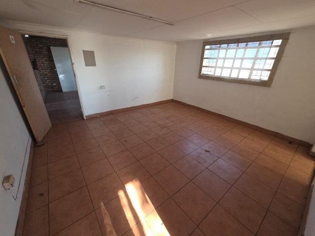To Let Commercial Property for Rent in Hlalamandi Mpumalanga