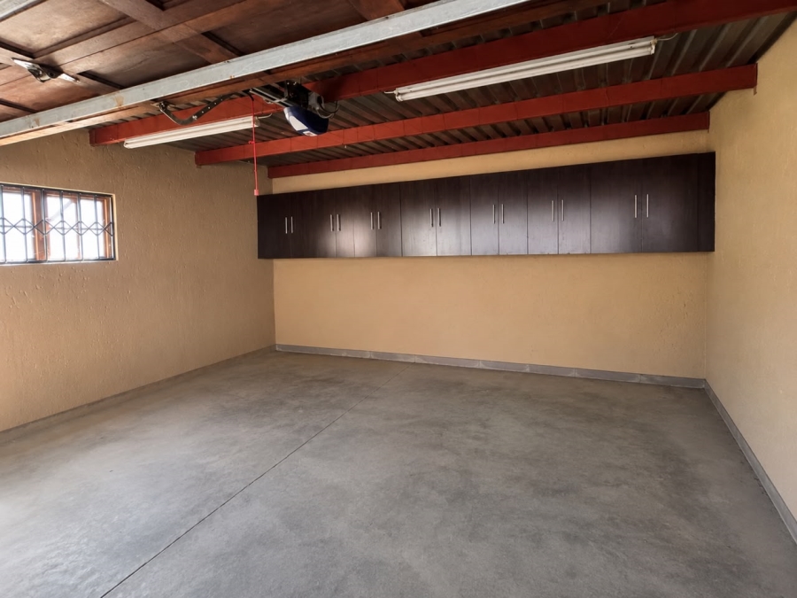 4 Bedroom Property for Sale in Secunda Mpumalanga