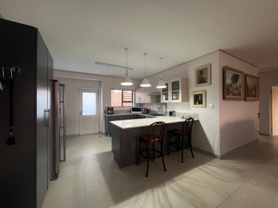 4 Bedroom Property for Sale in Bateleur Estate Mpumalanga