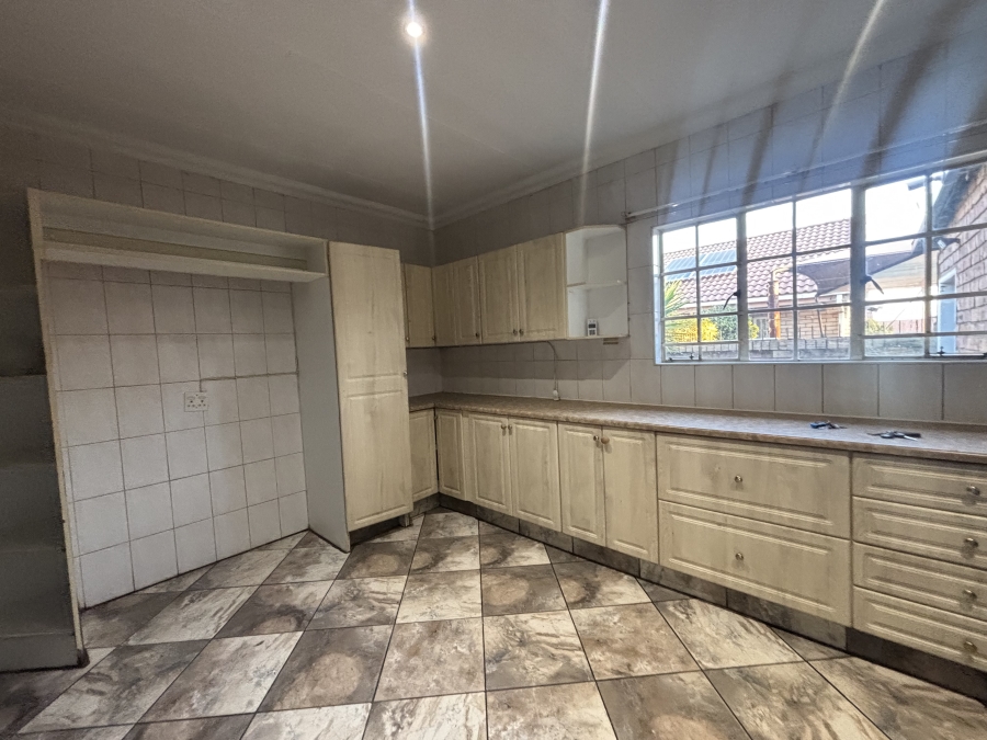 3 Bedroom Property for Sale in Reyno Ridge Mpumalanga