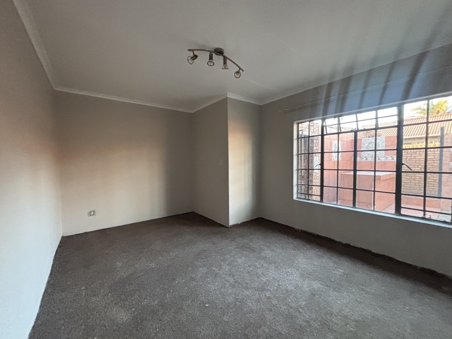 3 Bedroom Property for Sale in Reyno Ridge Mpumalanga
