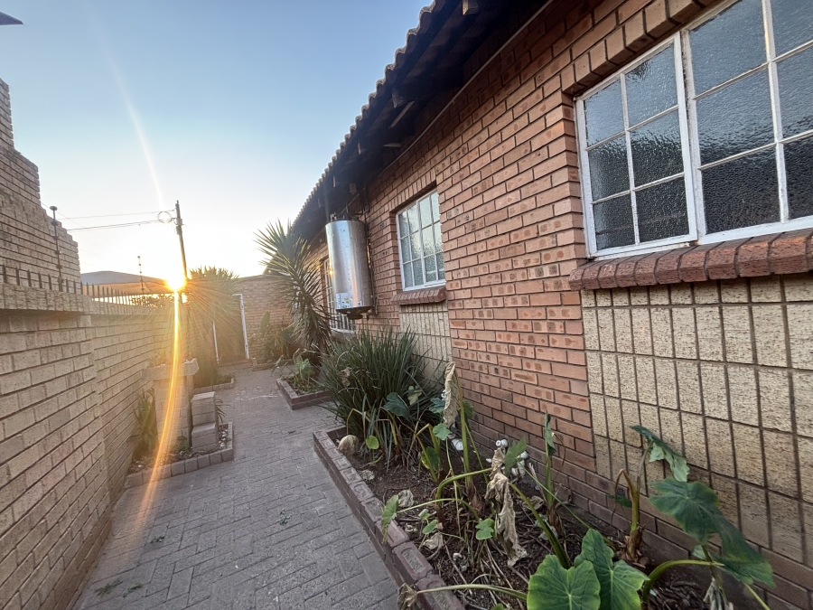 3 Bedroom Property for Sale in Reyno Ridge Mpumalanga