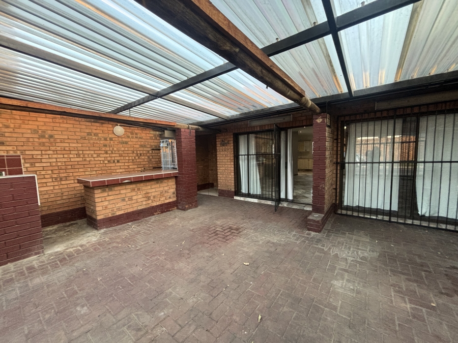 3 Bedroom Property for Sale in Reyno Ridge Mpumalanga