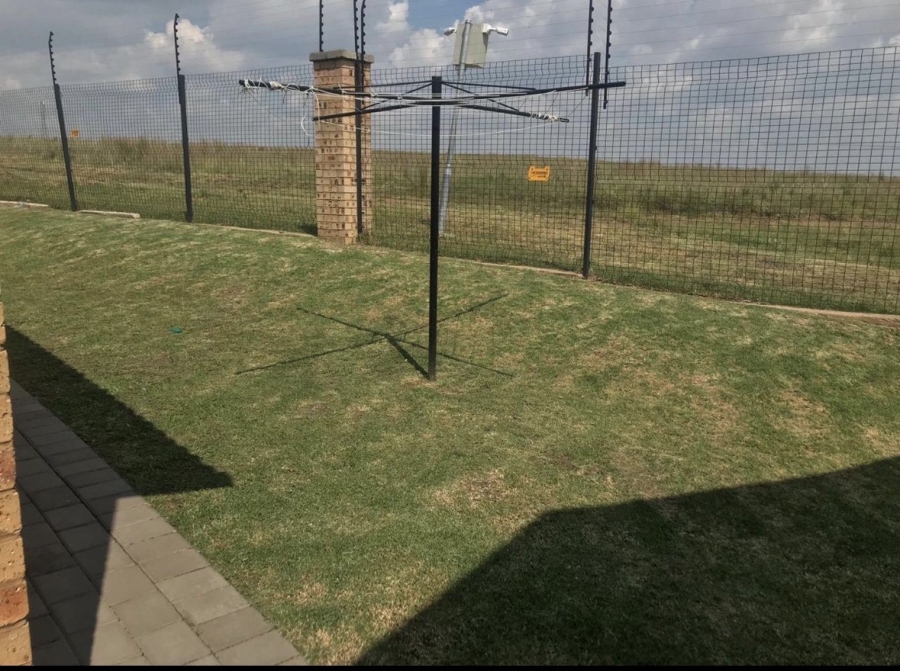 To Let 3 Bedroom Property for Rent in Terra Nova Mpumalanga