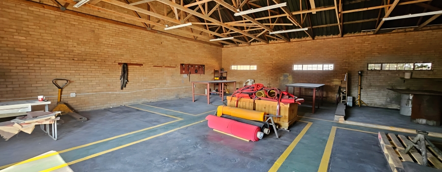 To Let Commercial Property for Rent in Die Heuwel Mpumalanga