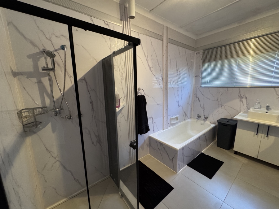 3 Bedroom Property for Sale in Barberton Mpumalanga