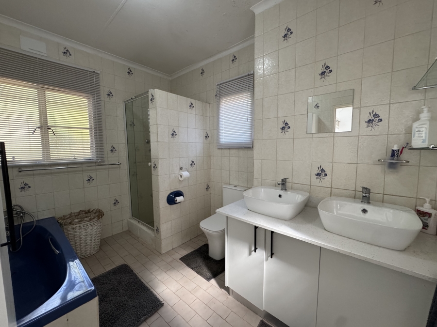 3 Bedroom Property for Sale in Barberton Mpumalanga