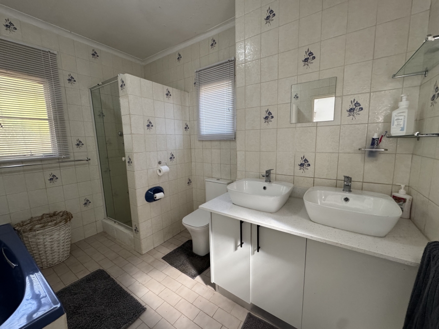 3 Bedroom Property for Sale in Barberton Mpumalanga