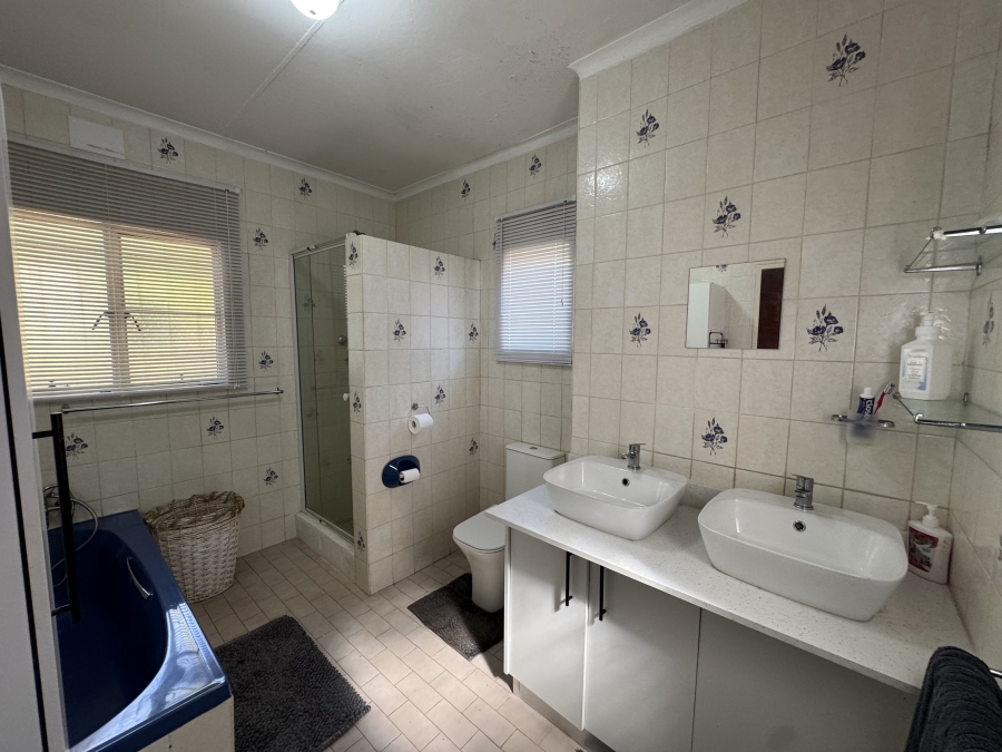 3 Bedroom Property for Sale in Barberton Mpumalanga