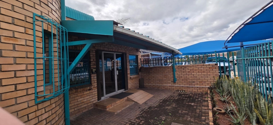 To Let Commercial Property for Rent in Nelspruit Industrial Mpumalanga