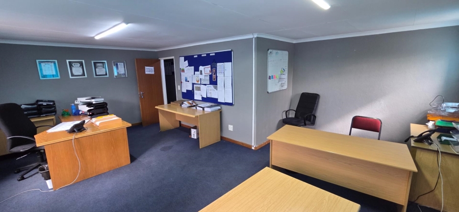 To Let Commercial Property for Rent in Nelspruit Industrial Mpumalanga