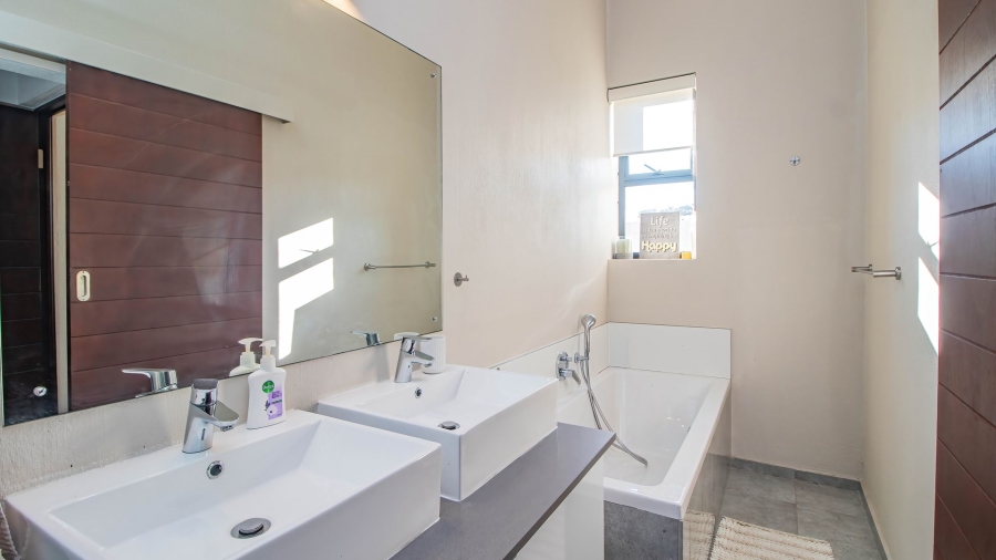 3 Bedroom Property for Sale in The Rest Nature Estate Mpumalanga