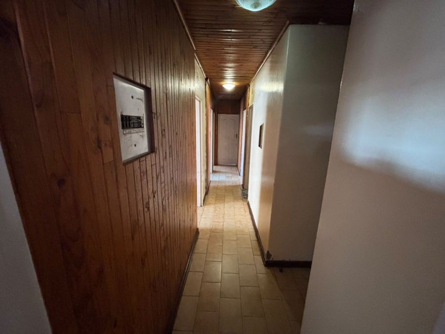 4 Bedroom Property for Sale in Embalenhle Mpumalanga