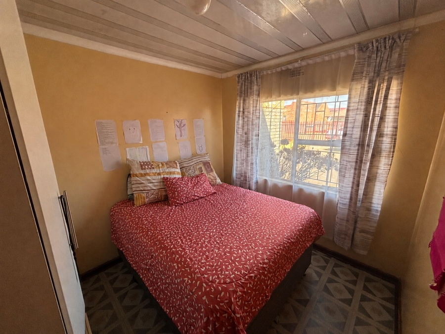 4 Bedroom Property for Sale in Embalenhle Mpumalanga